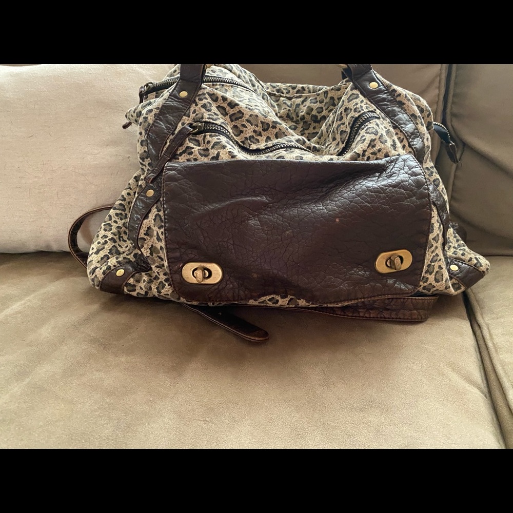 Forever 21 Cheetah Hobo Bag